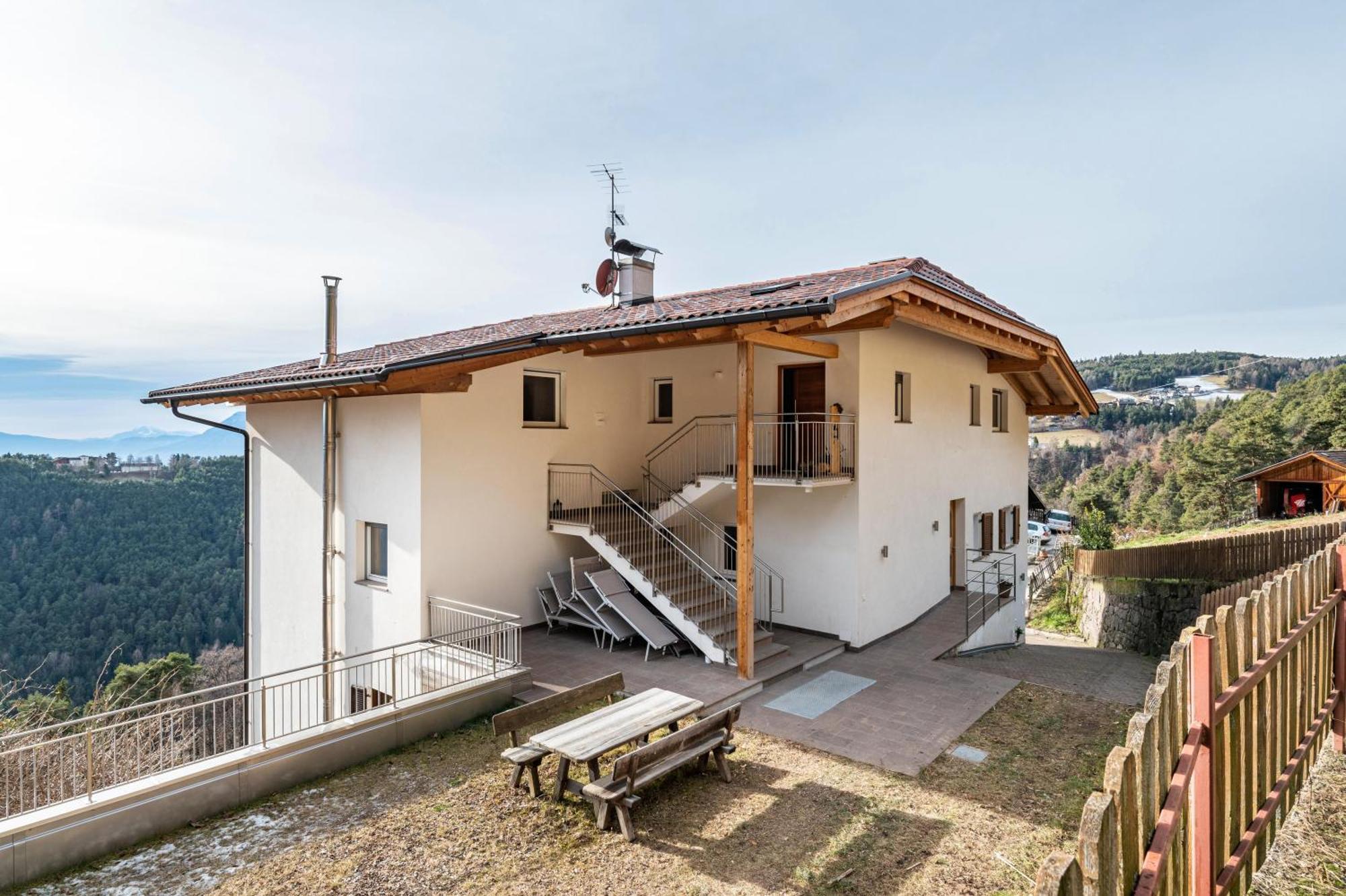 Reiterhof Apt Gaia San Genesio Atesino Exterior foto